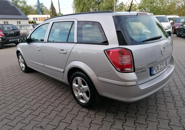 Opel Astra cena 14900 przebieg: 200000, rok produkcji 2008 z Gniezno małe 191